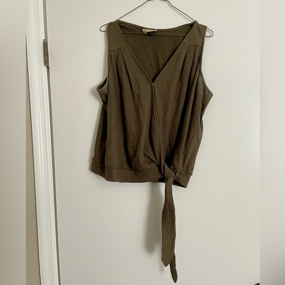 Olive Sleeveless Women's Top